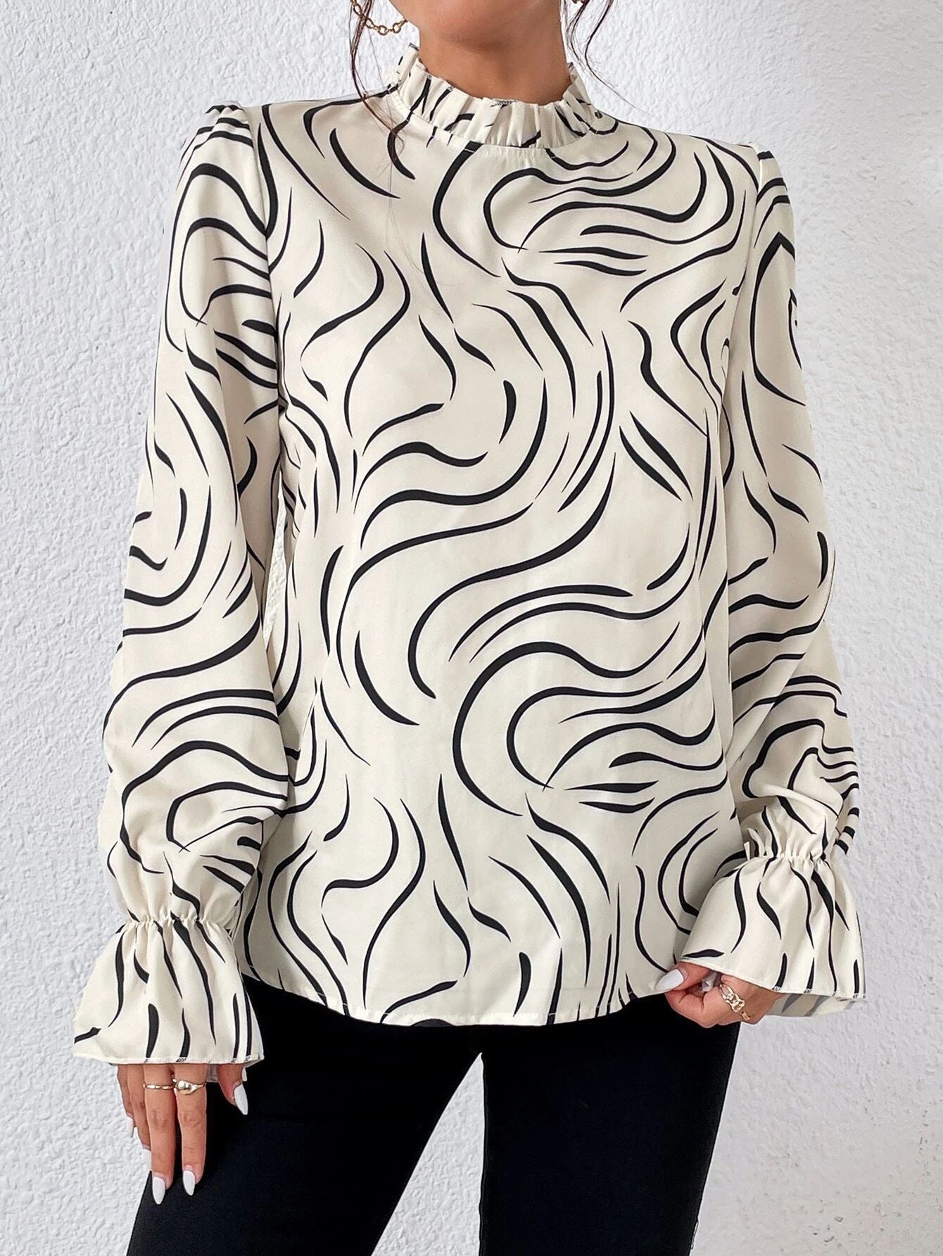 Women's Water Ripple Printed Long-Sleeved Top - ChicVix