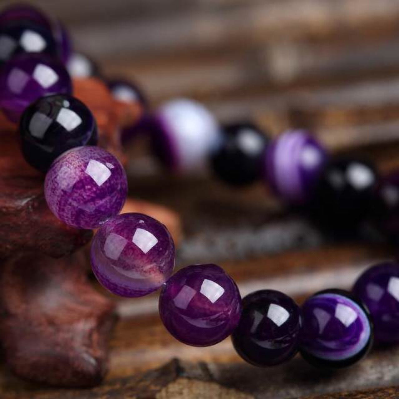 Women's Natural Purple Stone Bracelet - ChicVix