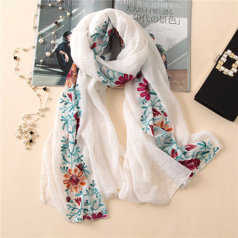 Embroidered Cotton Scarf with Floral Hook Design – Elegant Women's Accessory