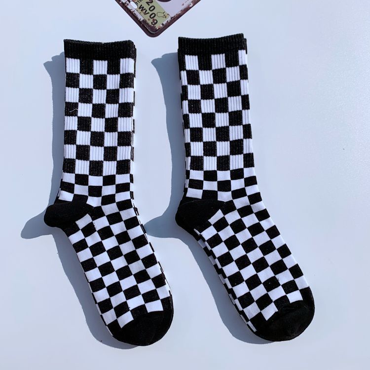 Trendy Chessboard Plaid Mid-Calf Socks - Street Style European & American Design - ChicVix